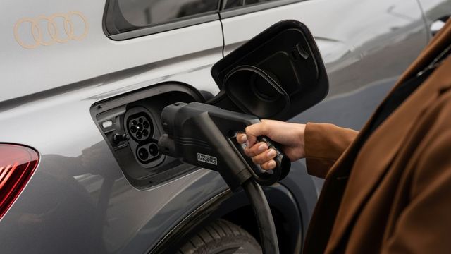 2024 Audi Q4 e-tron 55 quattro S-Line運動版  第10張相片