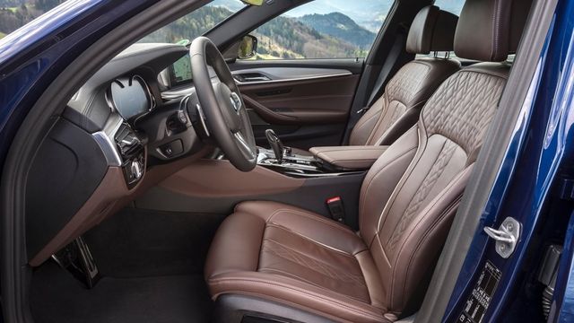 2019 BMW 5-Series Sedan M550i xDrive  第9張相片