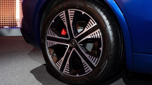 2025 Maserati Grecale Folgore  第6張相片