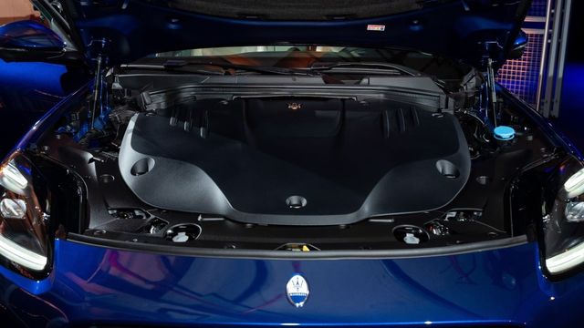 2025 Maserati Grecale Folgore  第9張相片