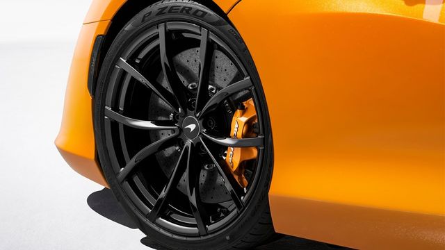 2025 McLaren Artura Spider V6 Hybrid  第7張相片