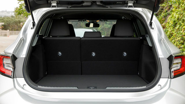 2019 Toyota Auris 2.0尊爵版  第9張相片