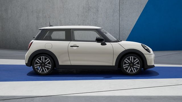 2024 Mini Hatch Cooper C  第2張相片
