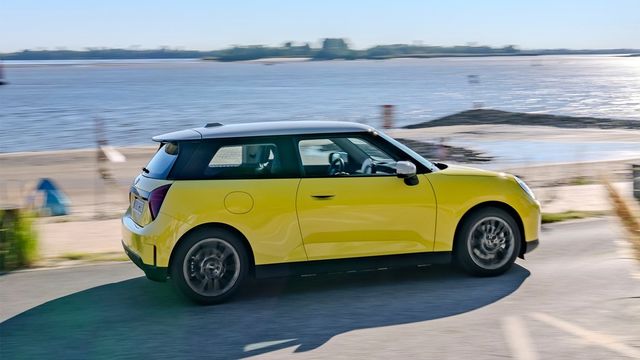 2024 Mini Hatch Cooper C  第4張相片