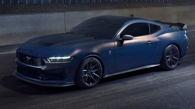 2024 Ford Mustang Dark Horse Premium  第2張相片