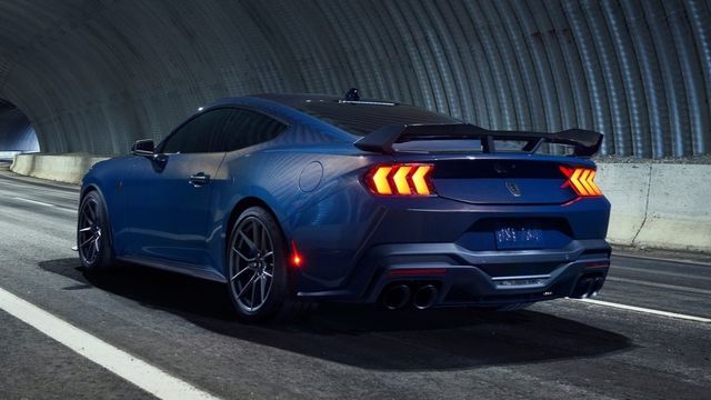 2024 Ford Mustang Dark Horse Premium  第3張相片
