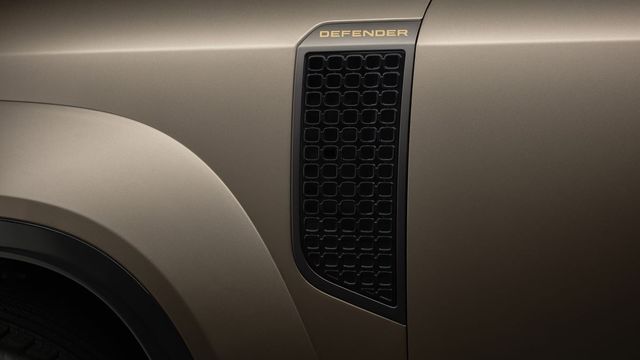 2025 Land Rover Defender 110 V8 OCTA  第6張相片