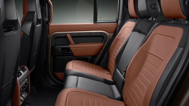 2025 Land Rover Defender 110 V8 OCTA  第10張相片