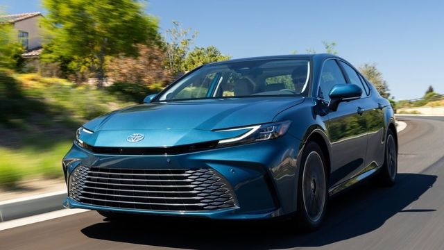 2024 Toyota Camry(NEW) 2.0豪華  第1張相片