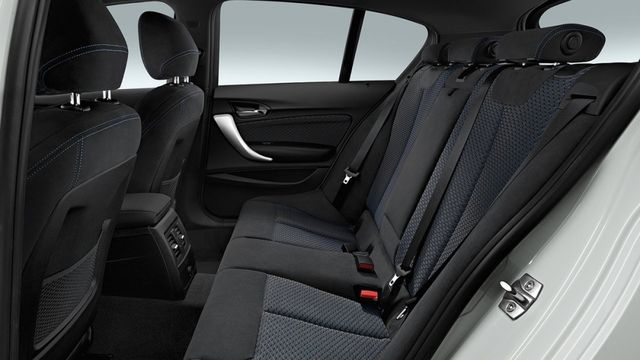 2019 BMW 1-Series M140i Shadow Edition  第10張相片