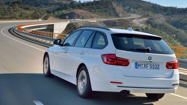 2019 BMW 3-Series Touring 318i  第4張相片