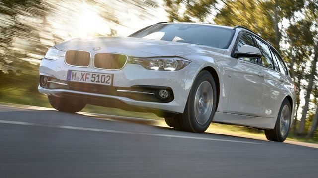 2019 BMW 3-Series Touring 318i  第5張相片