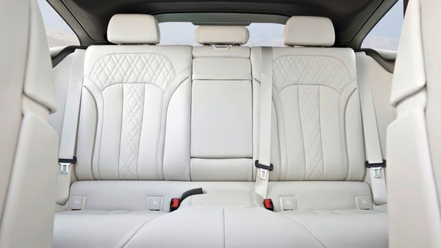 2019 BMW 6-Series Gran Turismo 630i Luxury  第10張相片