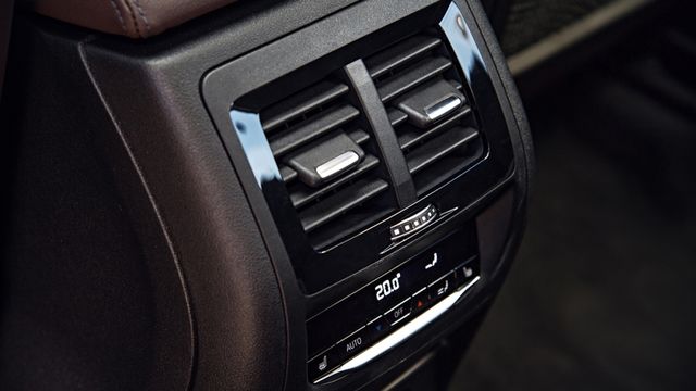2019 BMW X3 sDrive20i  第9張相片