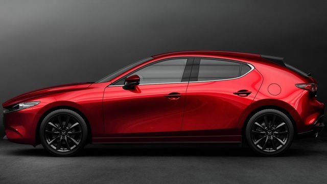 2025 Mazda 3 5D 20S Signature  第3張相片