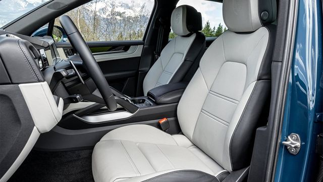 2025 Porsche Cayenne V6  第10張相片