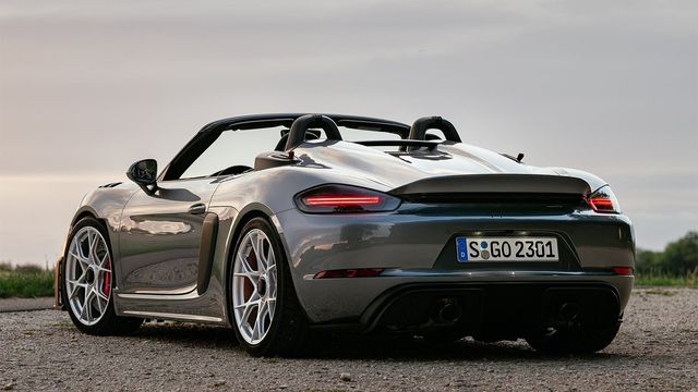 2025 Porsche Boxster Spyder RS  第2張相片