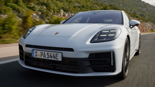 2025 Porsche Panamera 4 S E-Hybrid  第3張相片