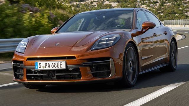 2025 Porsche Panamera Turbo E-Hybrid  第5張相片