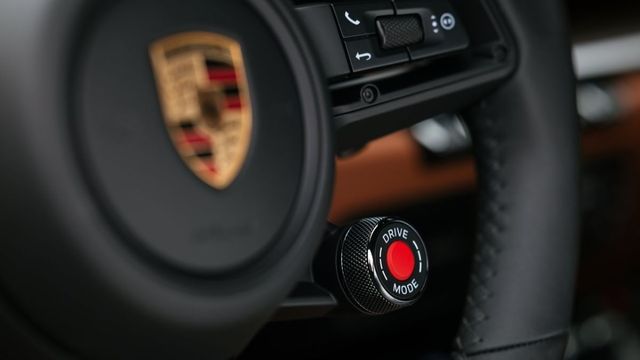 2025 Porsche 911 Carrera Coupe  第8張相片