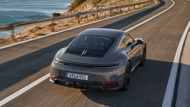 2025 Porsche 911 Carrera GTS Coupe  第8張相片