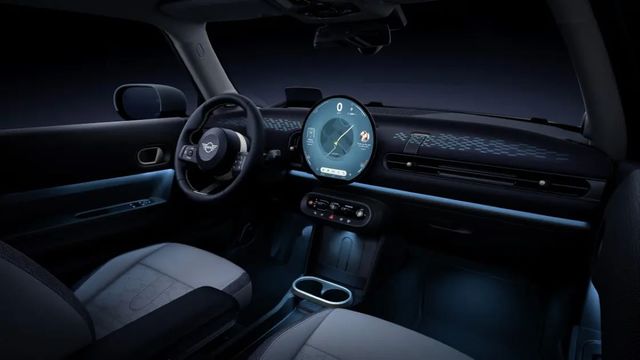 2025 Mini Hatch 5D Cooper C  第1張相片