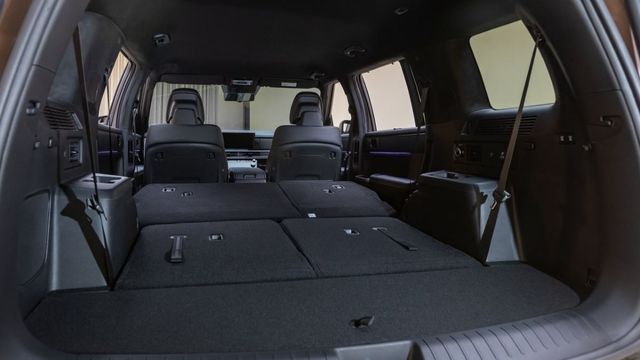 2024 Hyundai Santa Fe GLTH-A  第9張相片