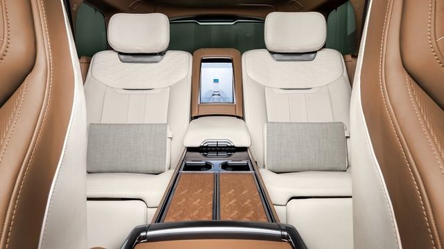 2025 Land Rover Range Rover P615 SV SWB  第8張相片