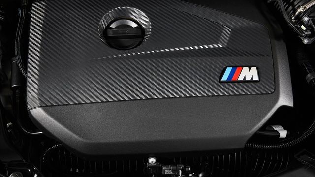 2025 BMW 1-Series M135 xDrive  第10張相片