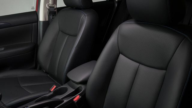 2019 Nissan Sentra 1.8豪華版  第7張相片