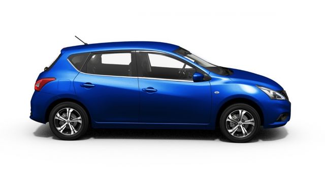 2019 Nissan Tiida 5D 傳奇版  第8張相片