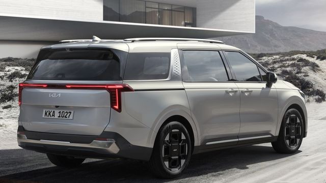 2025 Kia Carnival Trendy  第3張相片
