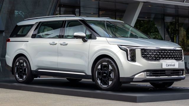 2025 Kia Carnival Signature  第1張相片