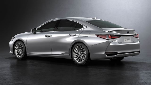 2025 Lexus ES 300h旗艦版  第3張相片