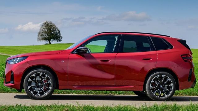 2025 BMW X3 M50 xDrive  第3張相片