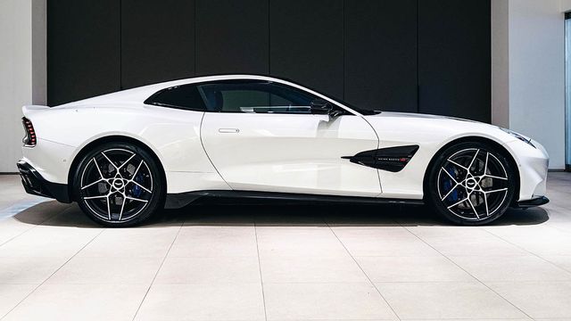 2025 Aston Martin Vanquish 5.2 V12  第2張相片