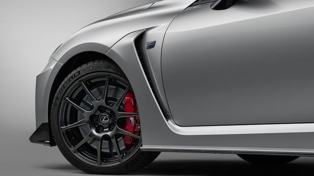 2025 Lexus RC F Final Edition  第5張相片