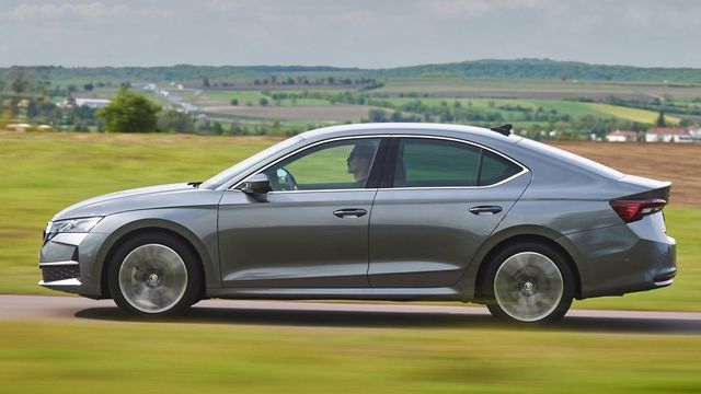 2025 Skoda Octavia 1.5 TSI e-TEC  第2張相片