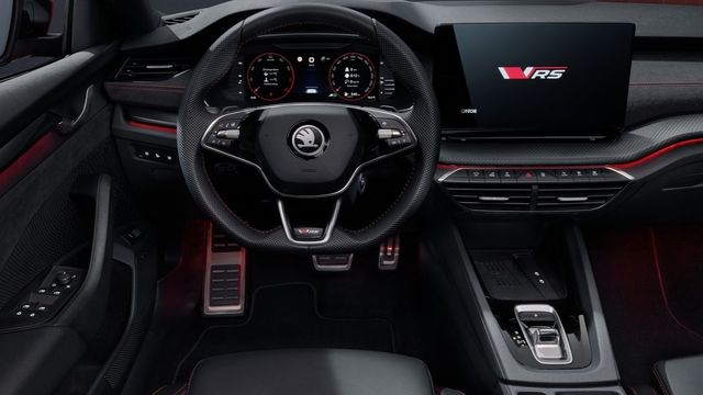 2025 Skoda Octavia Combi RS 2.0 TSI  第8張相片