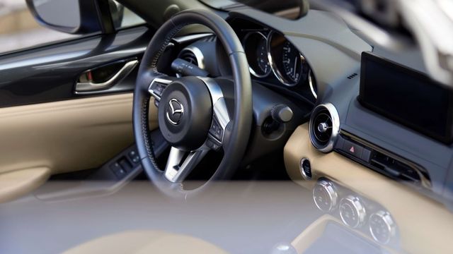2025 Mazda MX-5 2.0 35th Anniversary Edition  第2張相片
