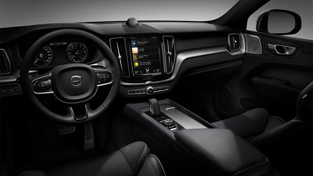 2025 Volvo XC60 Rechrge T8 Polestar  第7張相片