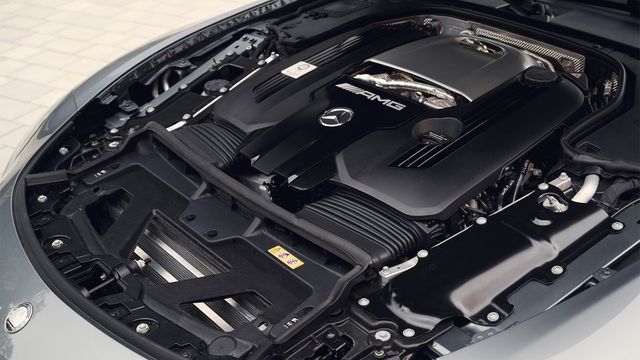 2025 M-Benz AMG GT 63 S E Performance  第10張相片