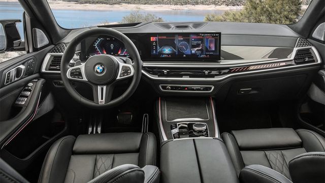 2025 BMW X7 M60i xDrive  第6張相片