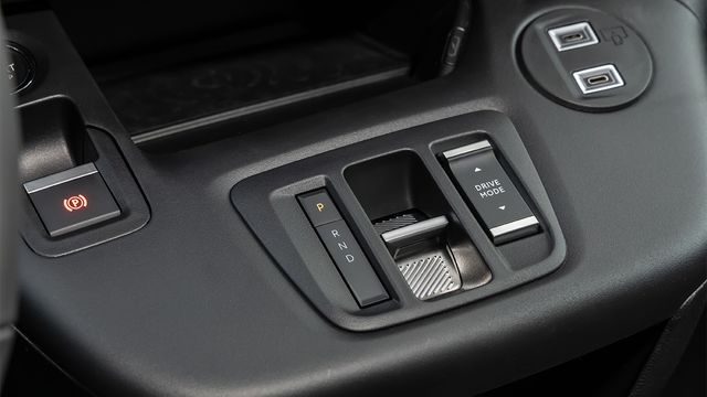 2025 Citroen Berlingo XTR M五人座Modutop  第6張相片