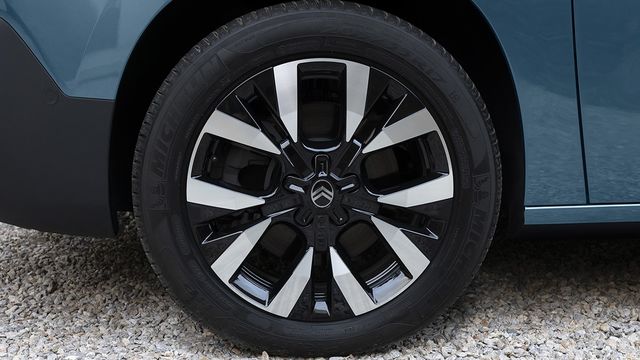 2025 Citroen Berlingo XTR XL七人座  第4張相片