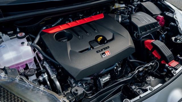 2025 Toyota GR Yaris 1.6  第10張相片