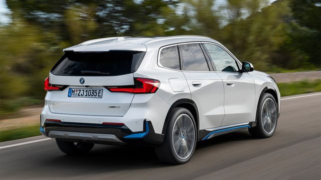 2025 BMW iX1 xDrive30 xLine  第3張相片