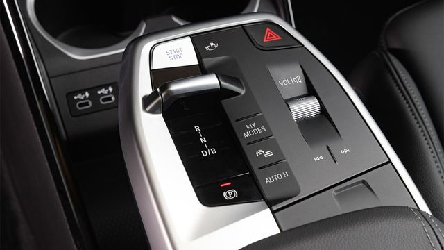 2025 BMW iX1 xDrive30 xLine  第5張相片