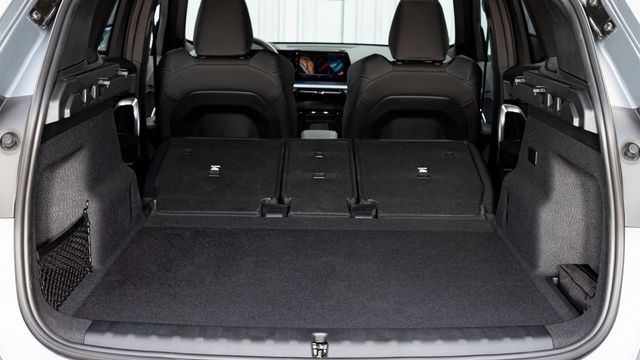 2025 BMW iX1 xDrive30 xLine  第10張相片
