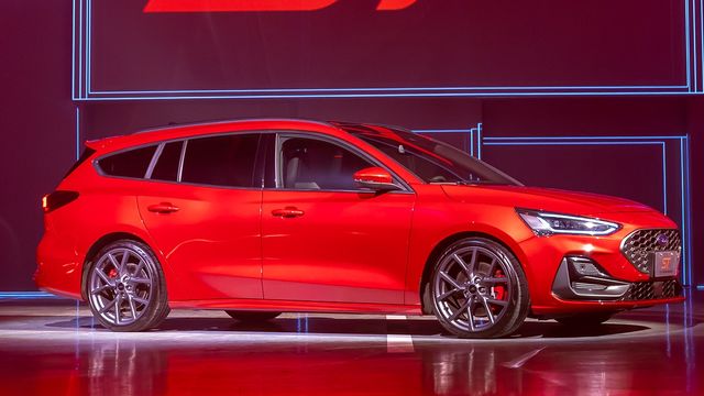 2025 Ford Focus Wagon ST X  第1張相片